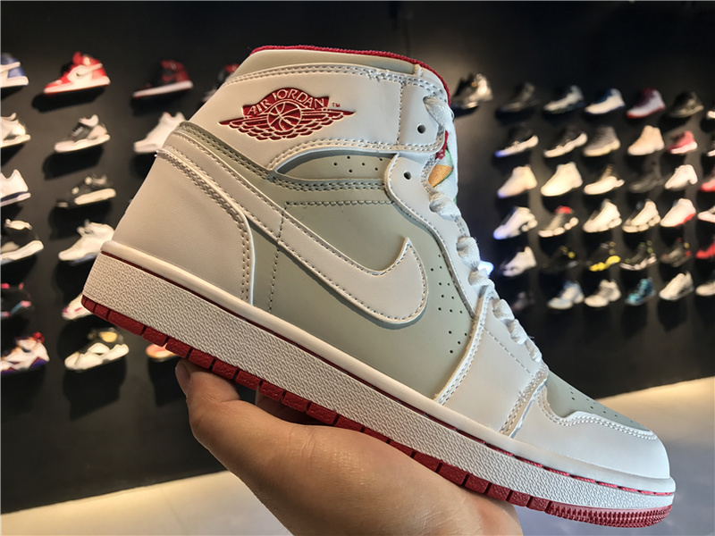 Air Jordan 1 Mid Hare 719551 123